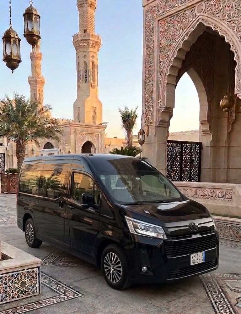 Toyota Hiace Umrah Taxi